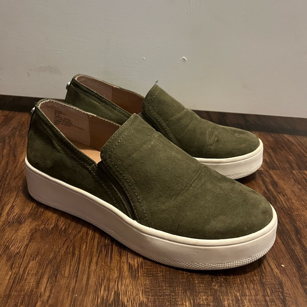 Steve Madden Slip On Shoes